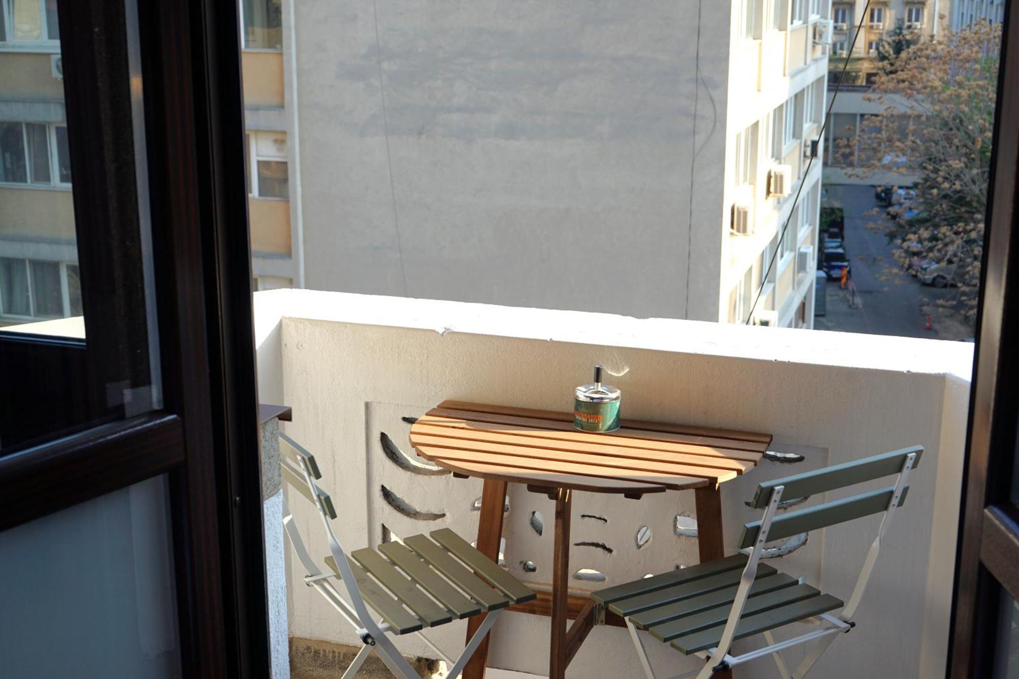 Spacious 3Br, 2Bt With 5 Balconies บูคาเรสต์ ภายนอก รูปภาพ