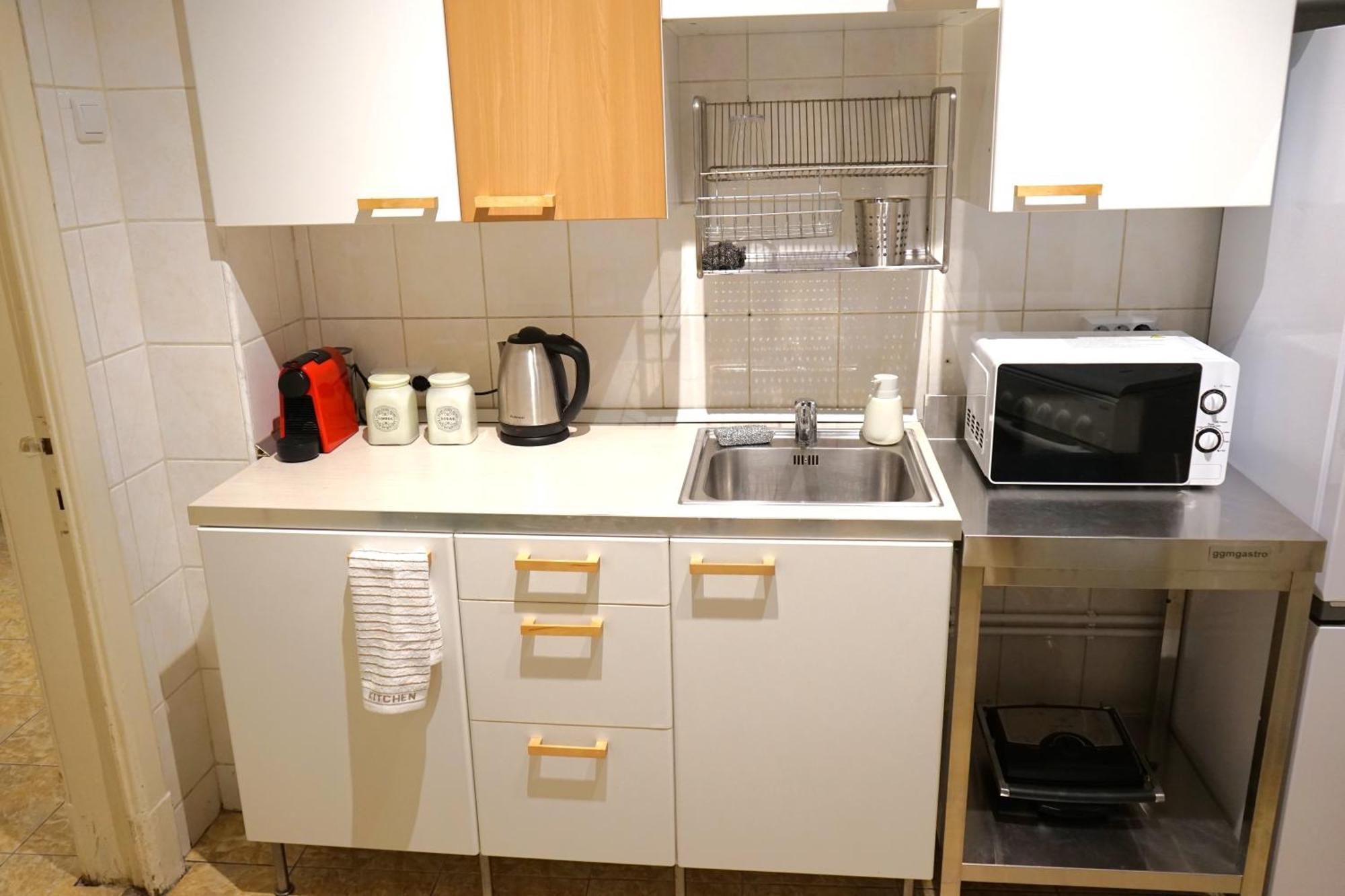 Spacious 3Br, 2Bt With 5 Balconies บูคาเรสต์ ภายนอก รูปภาพ